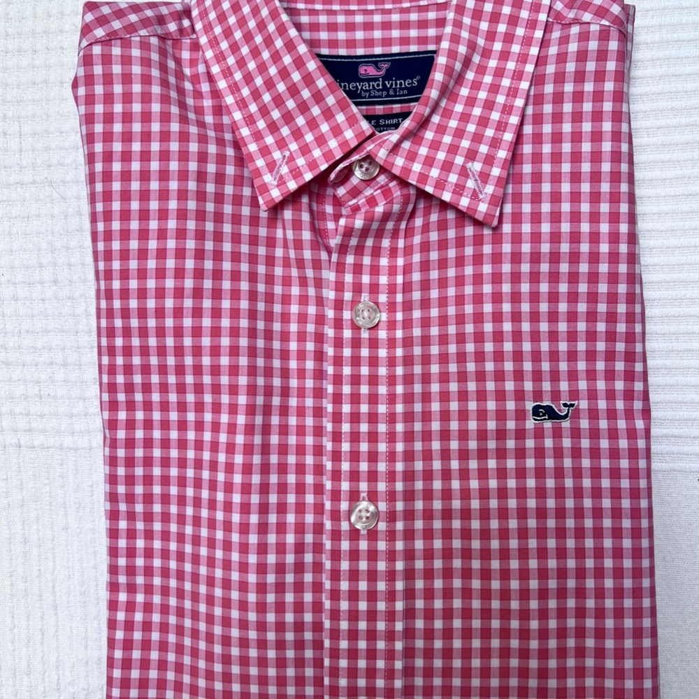 Vineyard Vines boys whale shirt button down - MEDIUM